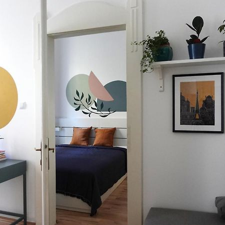 Bpr Pastellion Art Home In Buda Будапеща Екстериор снимка