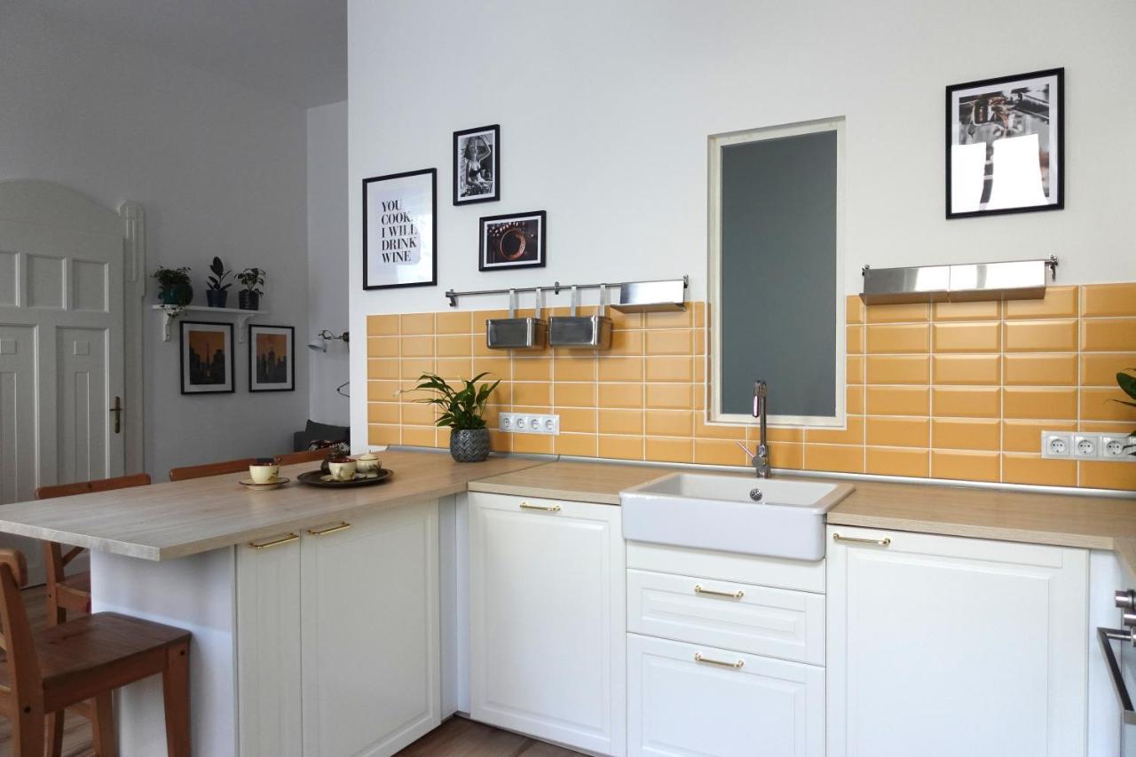 Bpr Pastellion Art Home In Buda Будапеща Екстериор снимка