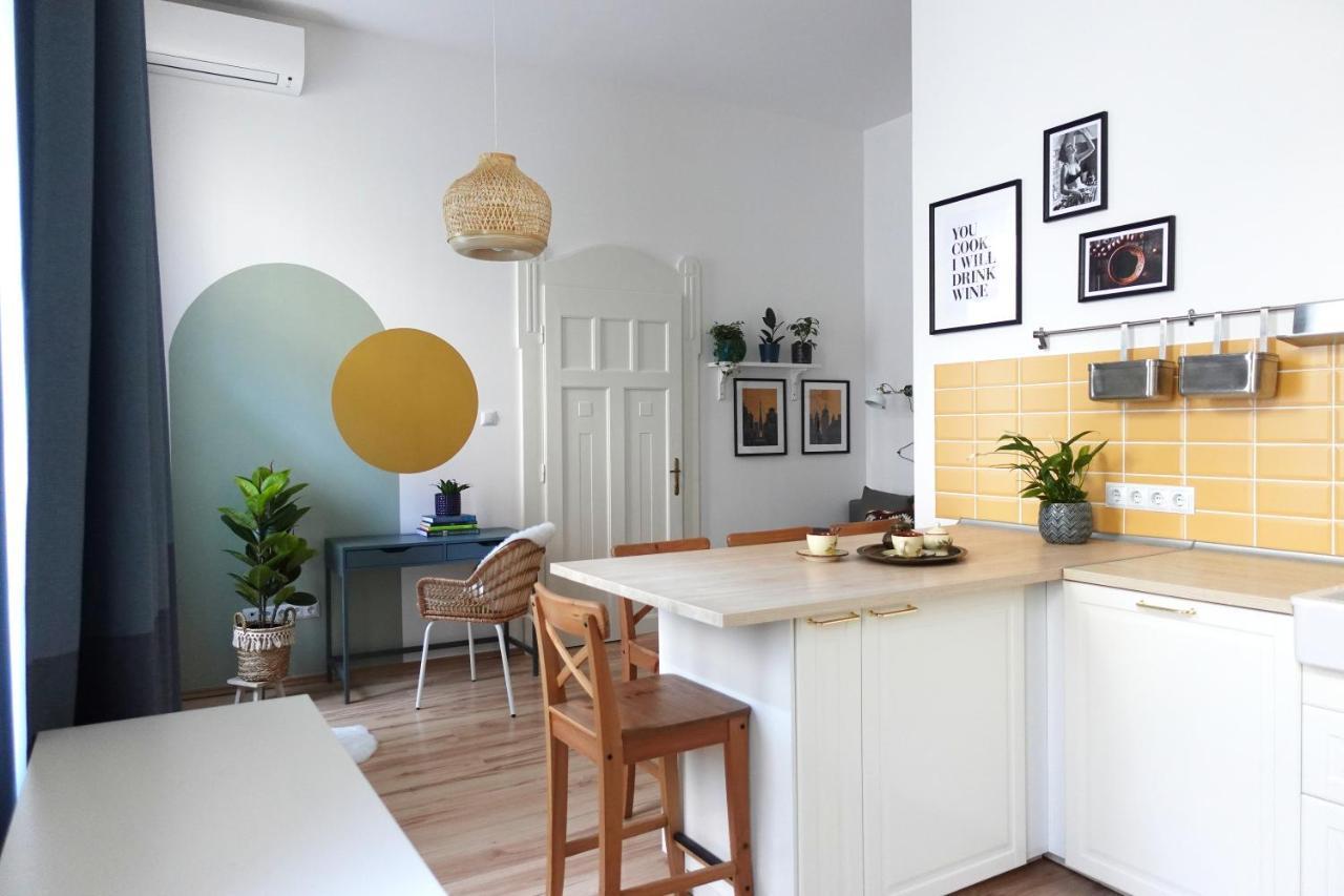 Bpr Pastellion Art Home In Buda Будапеща Екстериор снимка
